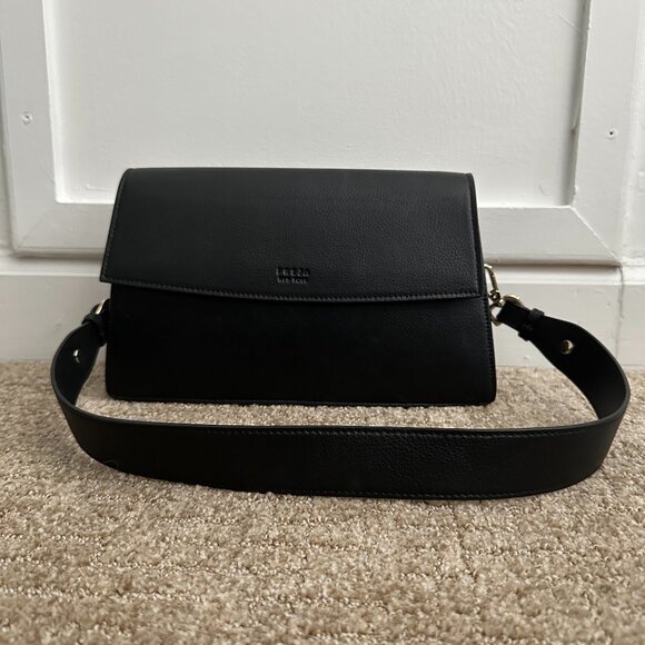 Freja Black Shoulder Bag - Picture 1 of 10